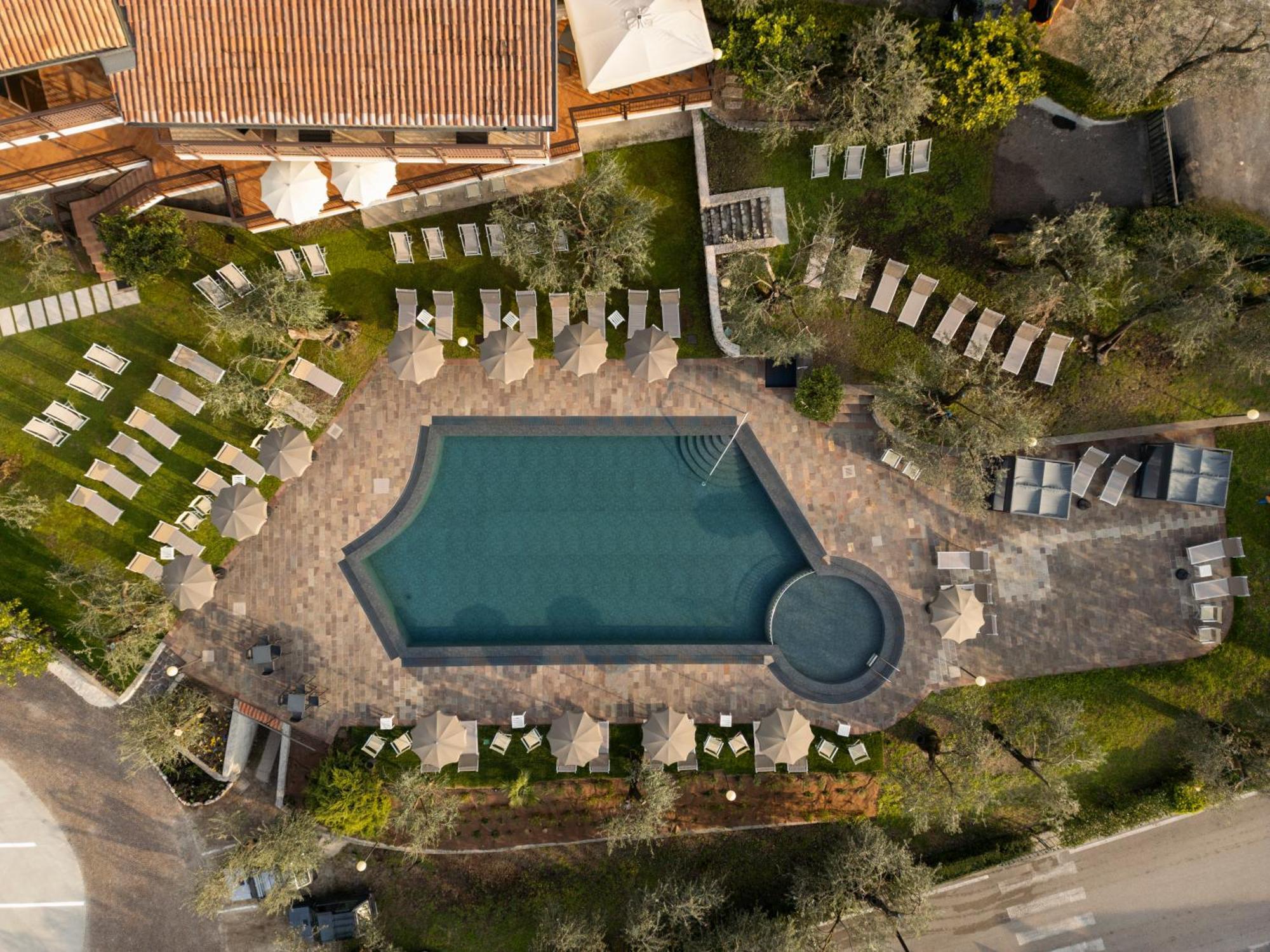 Hotel Coste Лимоне-суль-Гарда Экстерьер фото