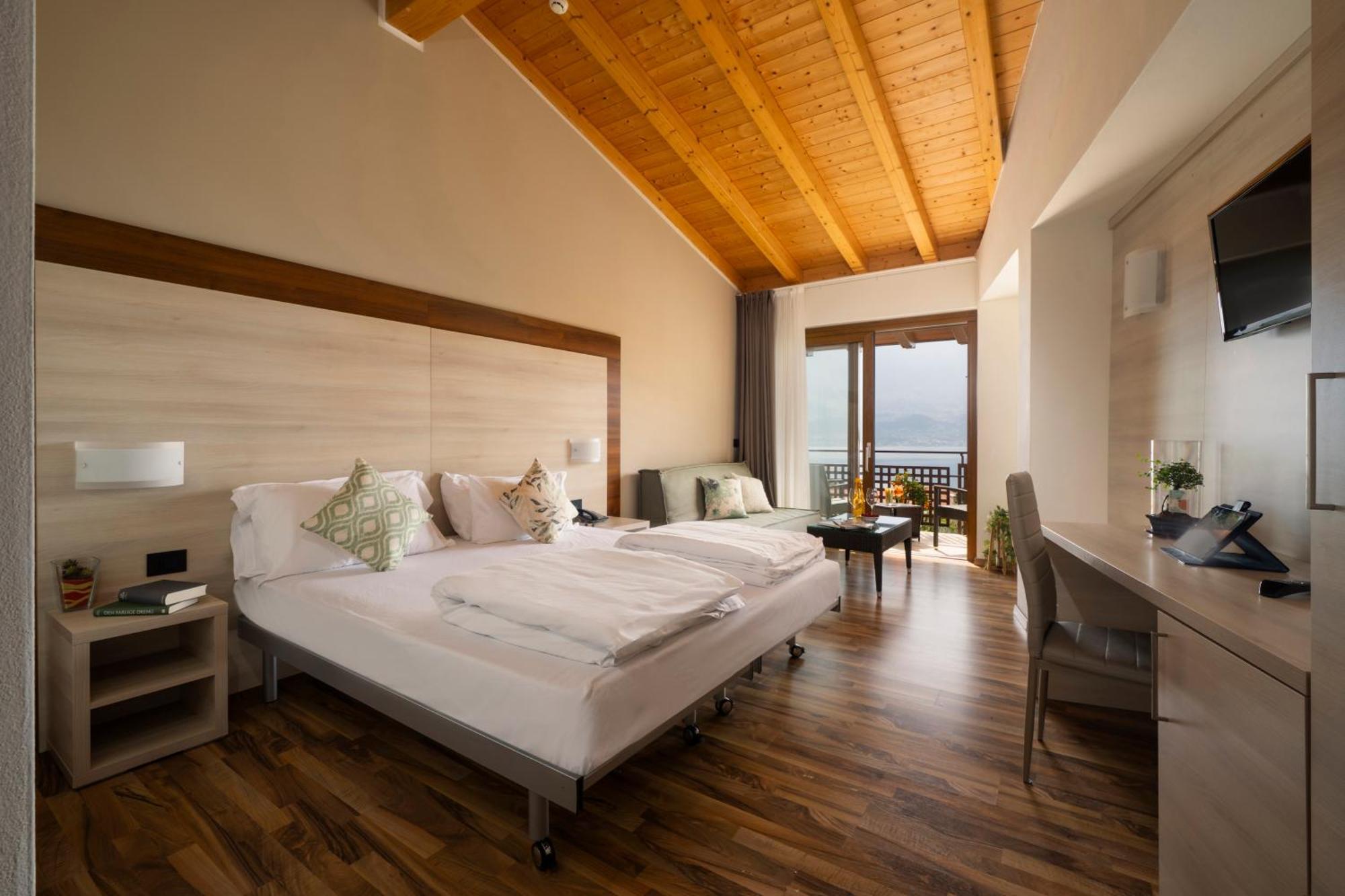Hotel Coste Лимоне-суль-Гарда Экстерьер фото